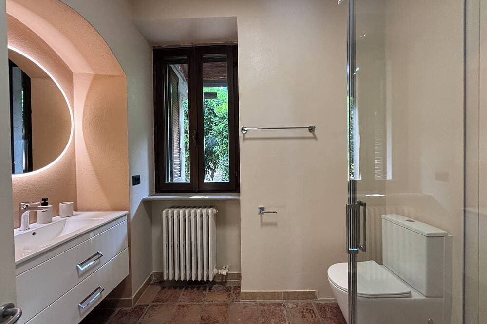 Foto 7 von 30: Relais Portaluna Serena / 1Br + Studio, Sleeps 4, Garden, Langhe Views