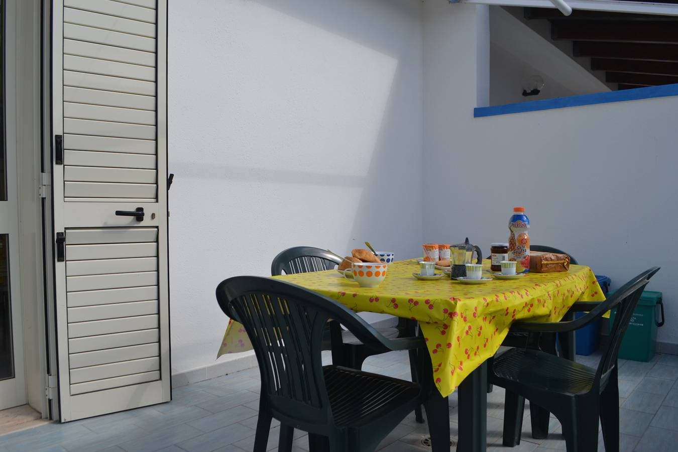 Foto 5 von 42: Zentrale Ferienwohnung mit Terrasse, Garten und Parkplatz