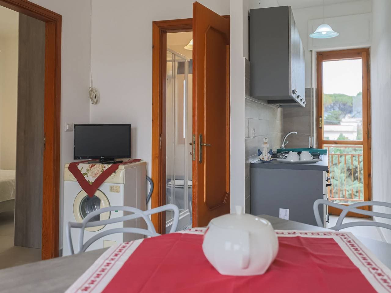 Foto 6 von 10: Ferienwohnung für 5 Personen mit Balkon
