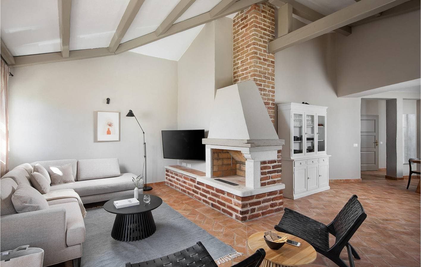 Foto 12 von 21: Geräumige 2-Zimmer-Wohnung mit Pool und Terrasse in der Nähe des Stadtzentrums von Heraki
