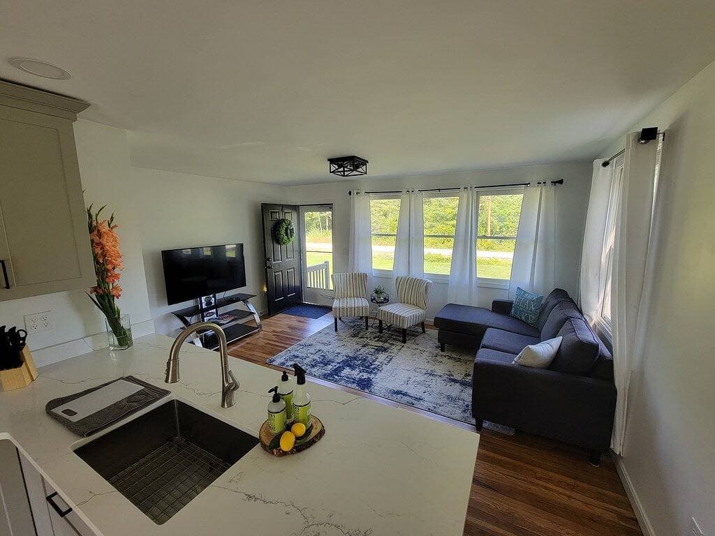 Foto 12 von 20: Beautiful home with 150ft sandy beach and private boat launch on Big Sebago!!!!!