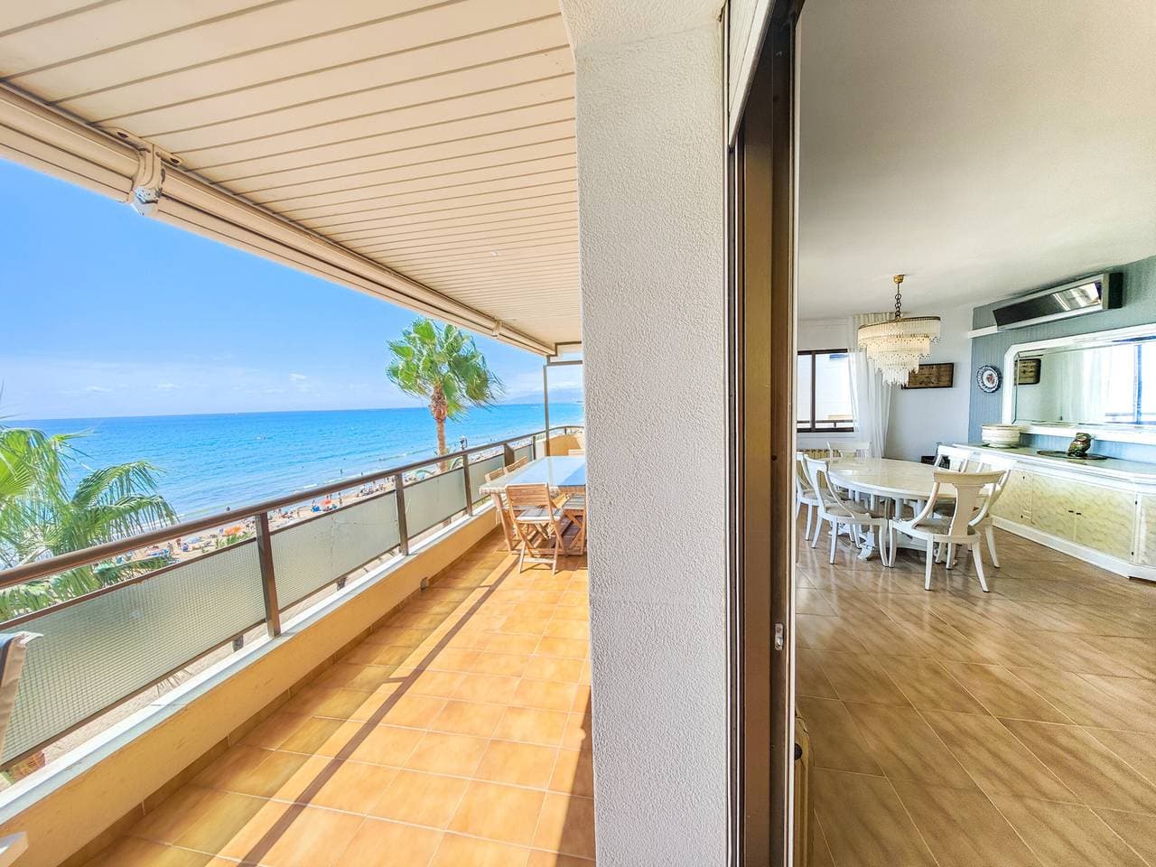 Foto 8 von 36: Geräumige Wohnung in Salou mit Parkplatz und Meerblickterrasse