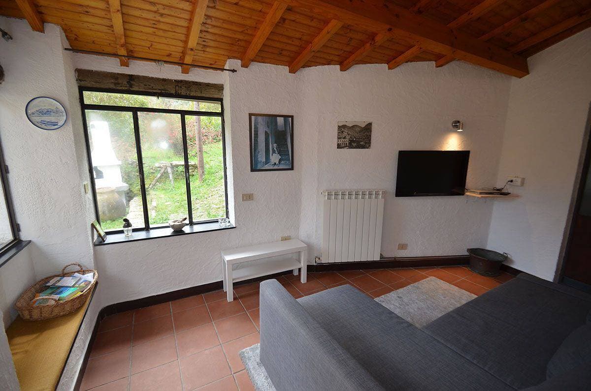 Foto 8 von 21: Romantisches Haus in Alleinlage mitten im Grünen