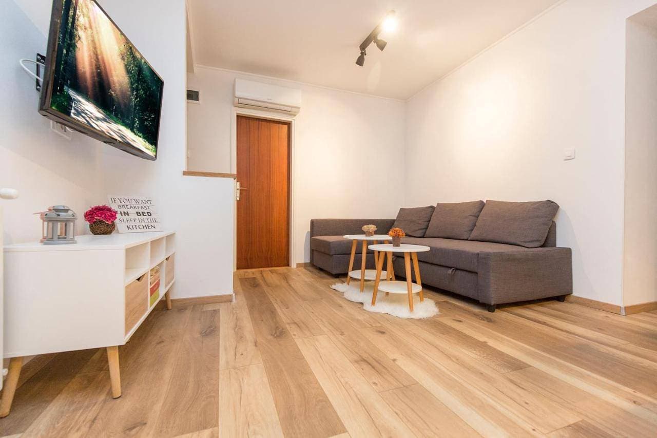 Foto 5 von 19: Two-Bedroom Apartment