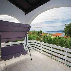 Foto 2 von 31: Ferienwohnung mit Terrasse und Klimaanlage
