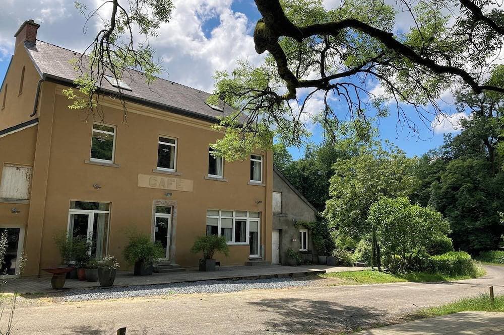 Foto 9 von 30: Ein Wald, Stille, ein Haus, Gebiet Vögel.