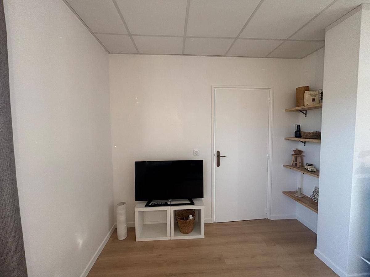 Foto 4 von 16: One-Bedroom Apartment