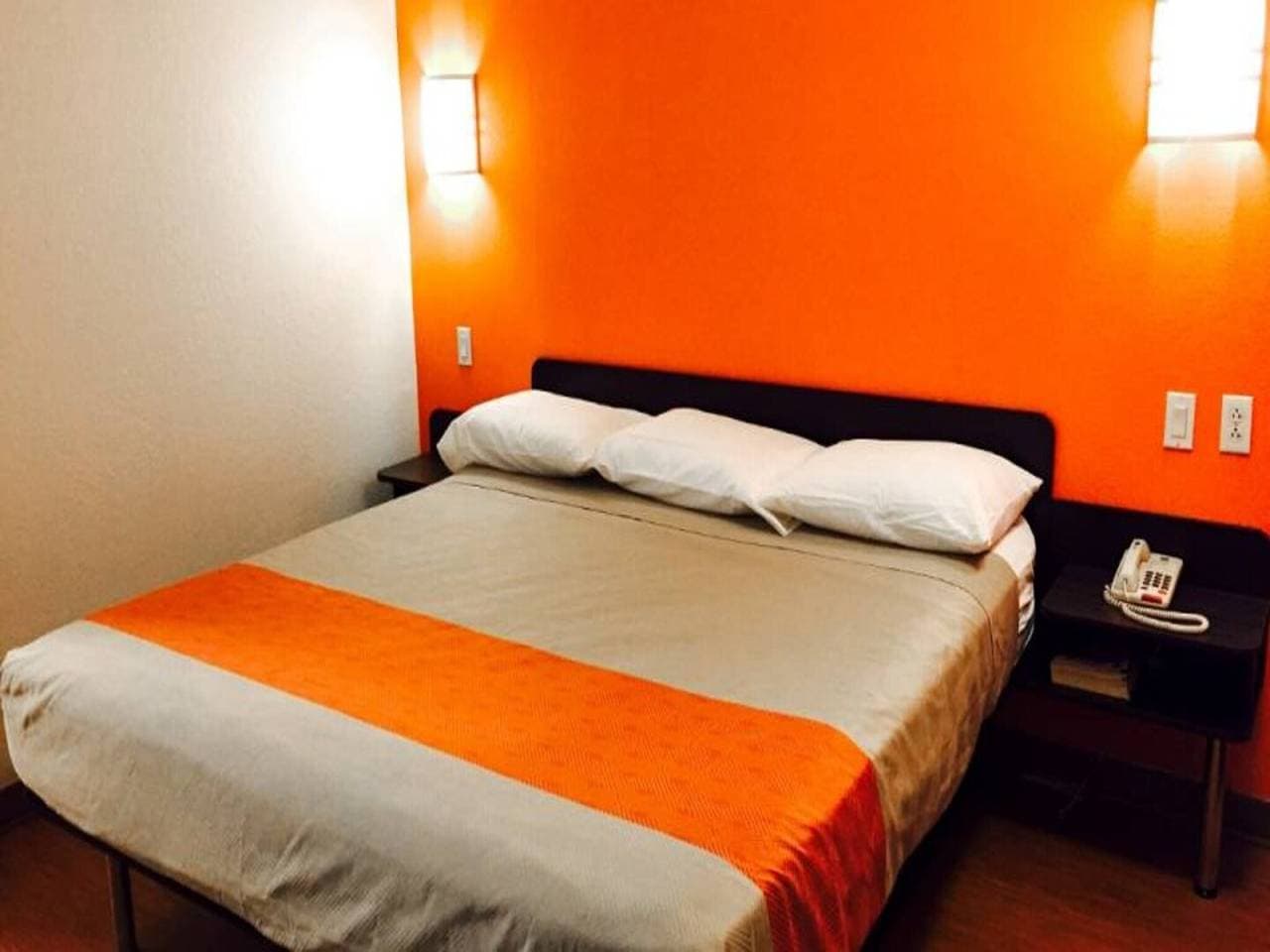 Foto 4 von 26: 1 Kingsize-Bett | Nichtraucher