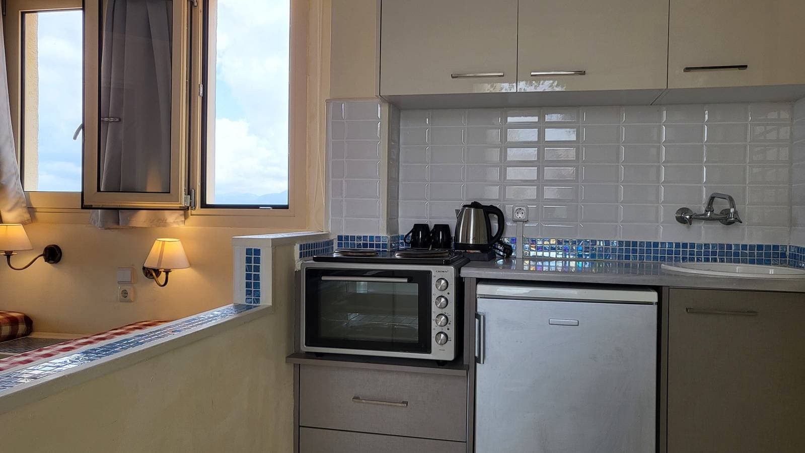Foto 2 von 20: 2 Bed Apartment - Sleeps 8 - Pool Patio Views