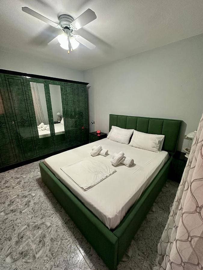 Foto 2 von 18: One-Bedroom Apartment with City View