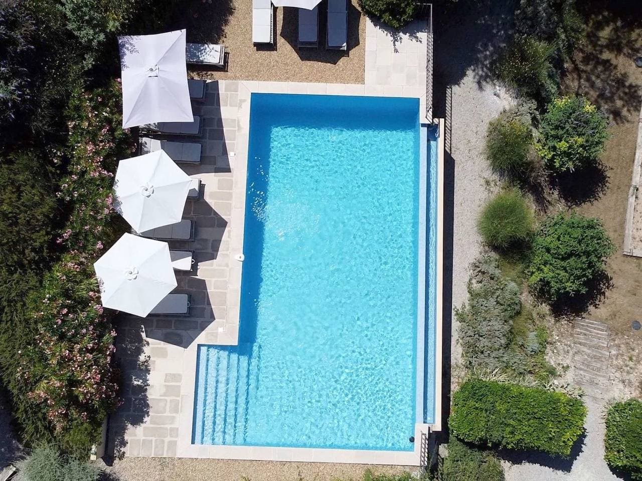 Foto 12 von 36: Apartment mit Pool Infinity
