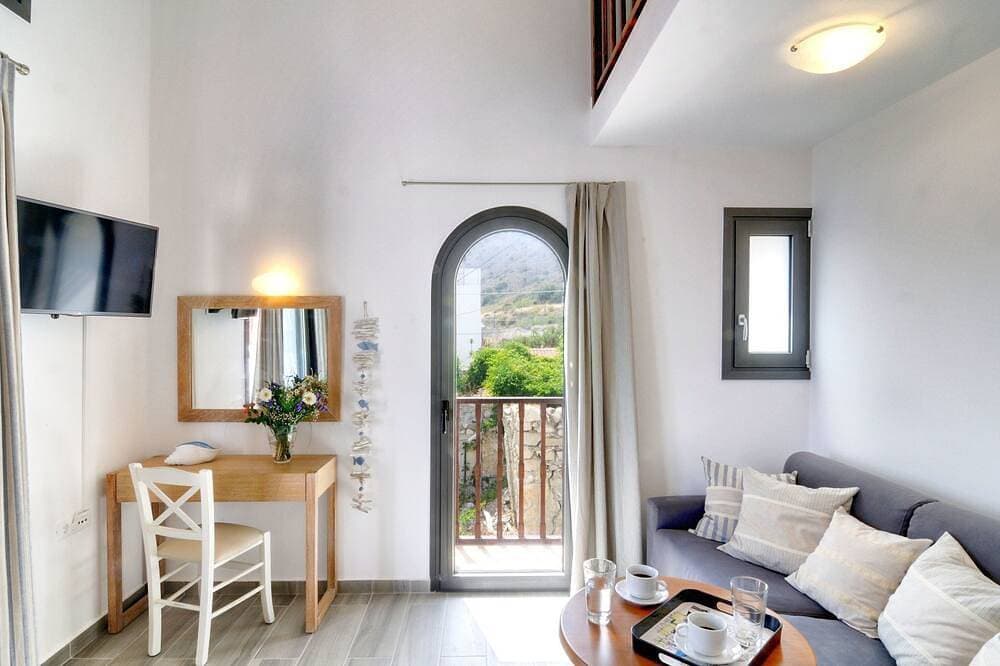 Foto 7 von 26: Myrtos Mare Suite mit Meerblick