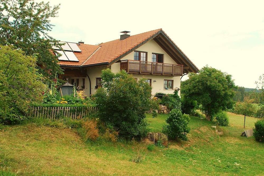 Foto 9 von 30: Ruhig, mit herrl. Alpensicht, 2 Pers., Pool im Sommer, Schluchsee-Schönenbach