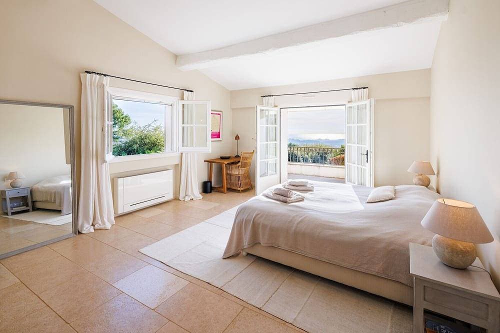 Foto 2 von 30: Mas Bellevue – Heated Pool & Exceptional Sea View