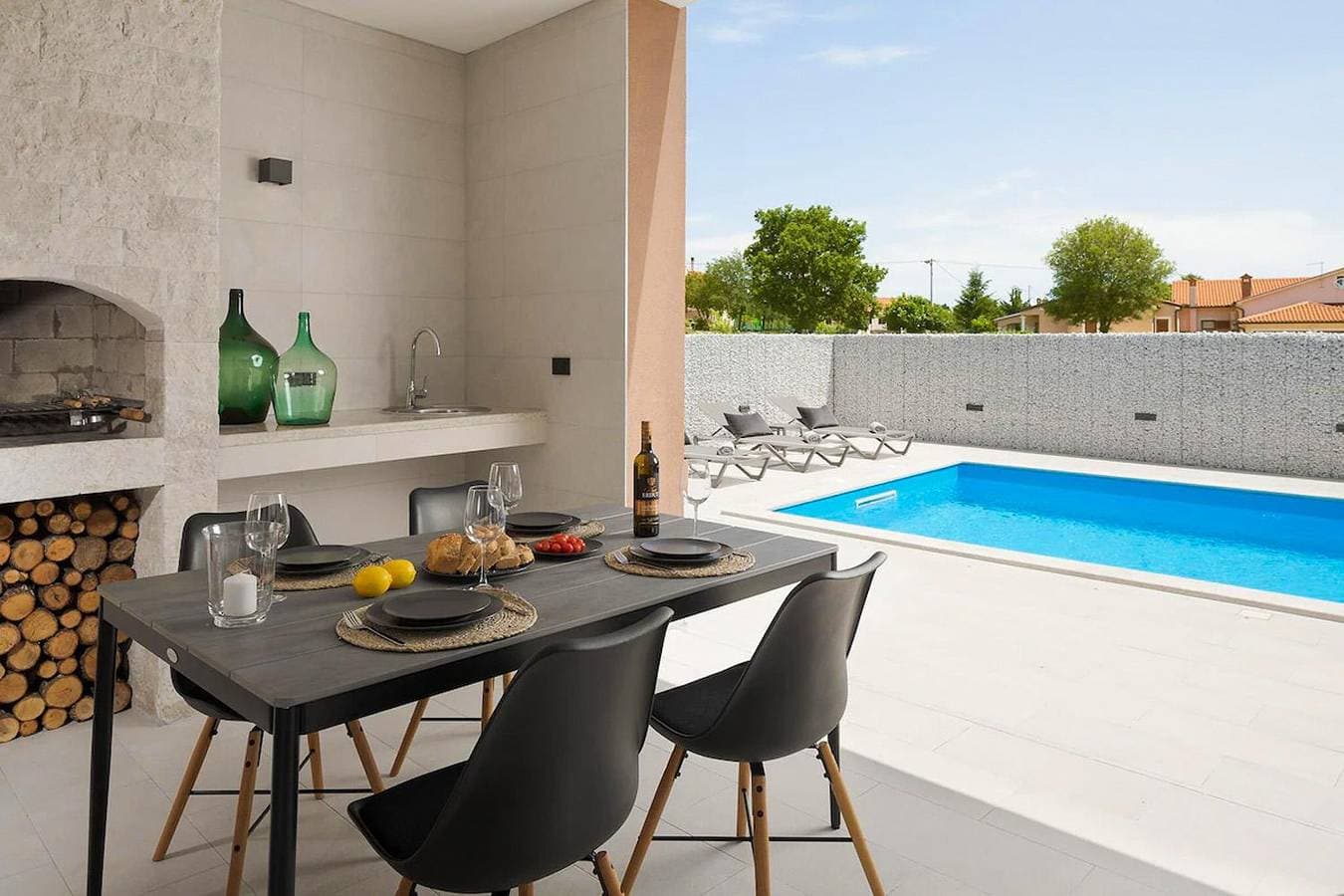 Foto 3 von 22: Villa für 6 Personen mit Garten