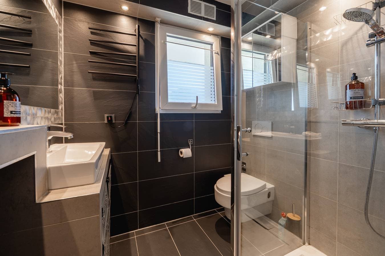 Foto 12 von 16: Ferienwohnung für 4 Personen mit Balkon