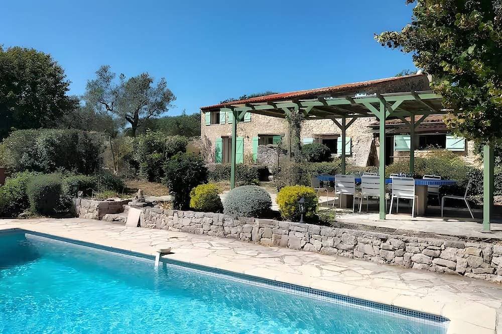 Foto 12 von 19: Villa „Lou Peiraverde“ mit privatem Pool, Terrasse und WLAN