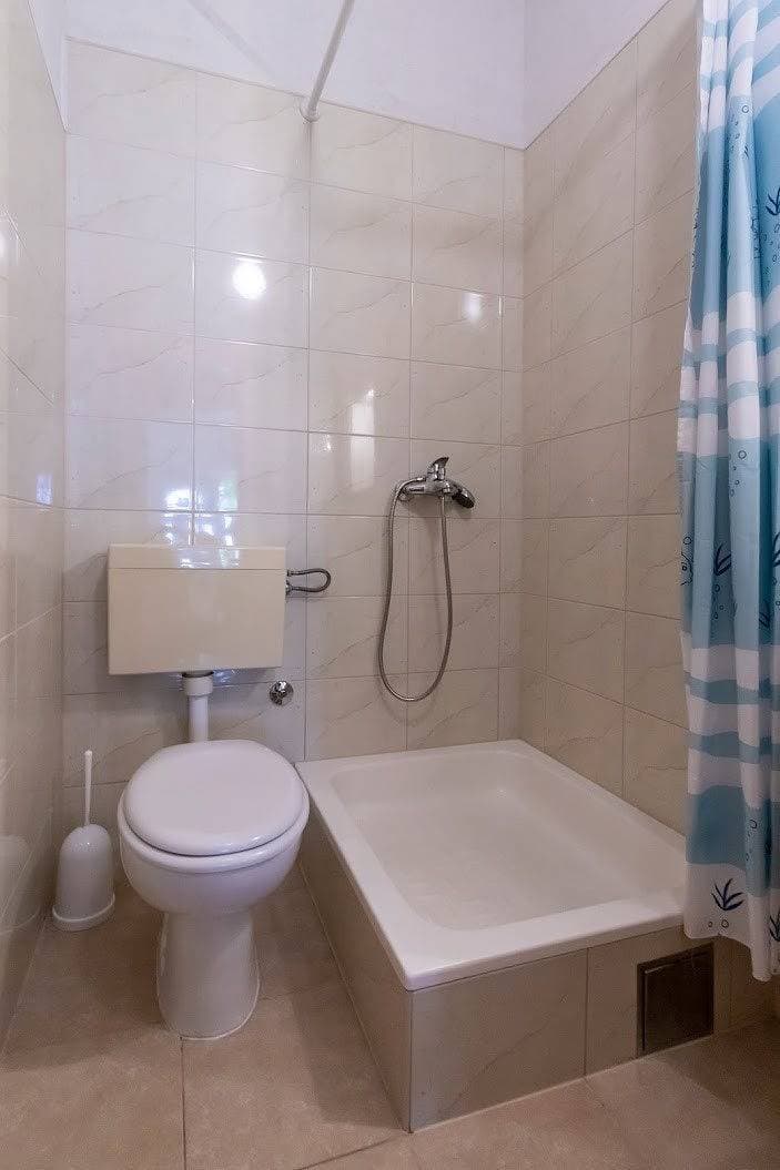 Foto 12 von 12: 2-Zimmer-Ferienwohnung mit Terrasse Zivogosce - Blato, Makarska A-24667-a