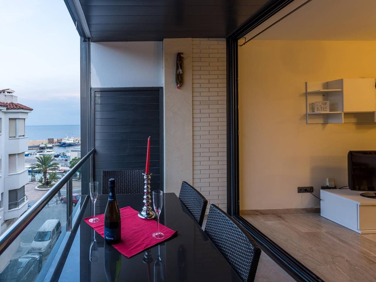Foto 5 von 16: Ferienwohnung für 5 Personen mit Terrasse
