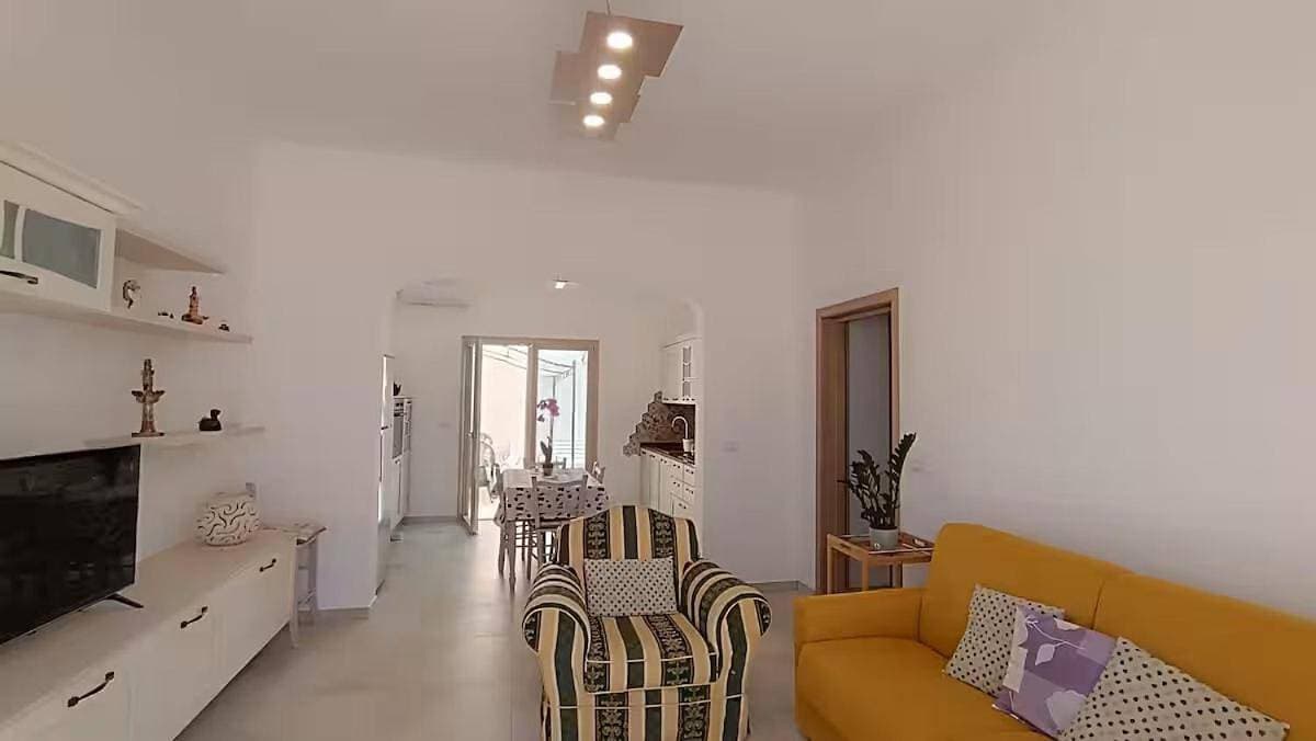 Foto 7 von 20: Two-Bedroom House