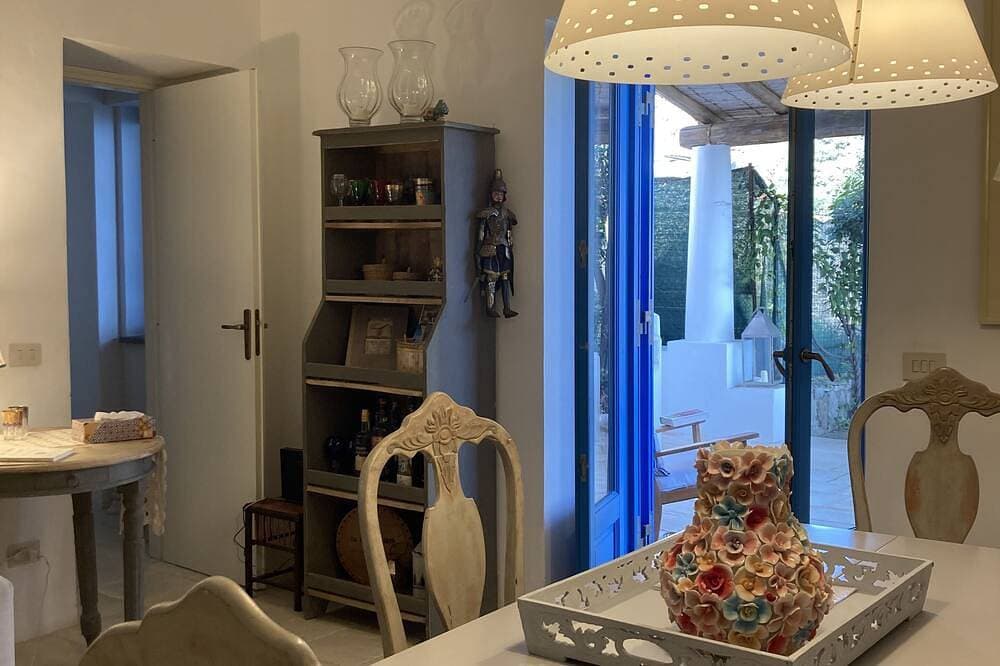 Foto 11 von 30: Frei Stehende Villa, Privates Schwimmbad mit Umwerfendem Meerblick