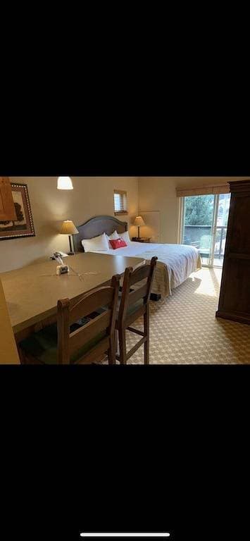 Foto 11 von 22: Shared Roof Top Hot tub Silver Mtn en suite listed