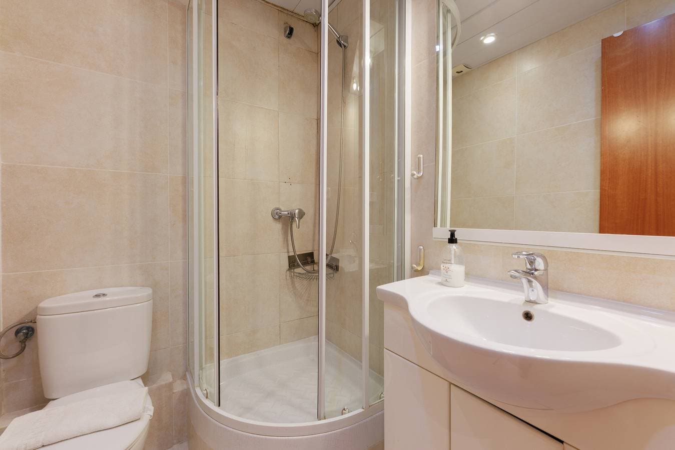 Foto 8 von 28: Turo Park, precioso apartamento con balcón