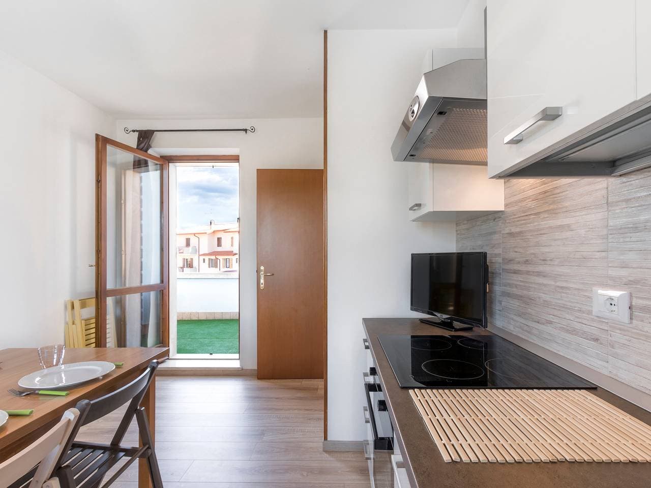 Foto 7 von 26: Ferienwohnung "Bella Cora" mit Garten und privater Dachterrasse