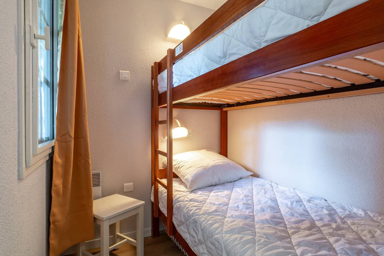 Foto 12 von 15: Ferienwohnung für 4 Personen mit Pool