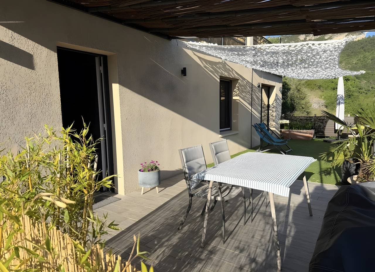 Foto 3 von 17: Apartment 'Porte Des Gorges' mit Bergblick, privater Terrasse und WLAN