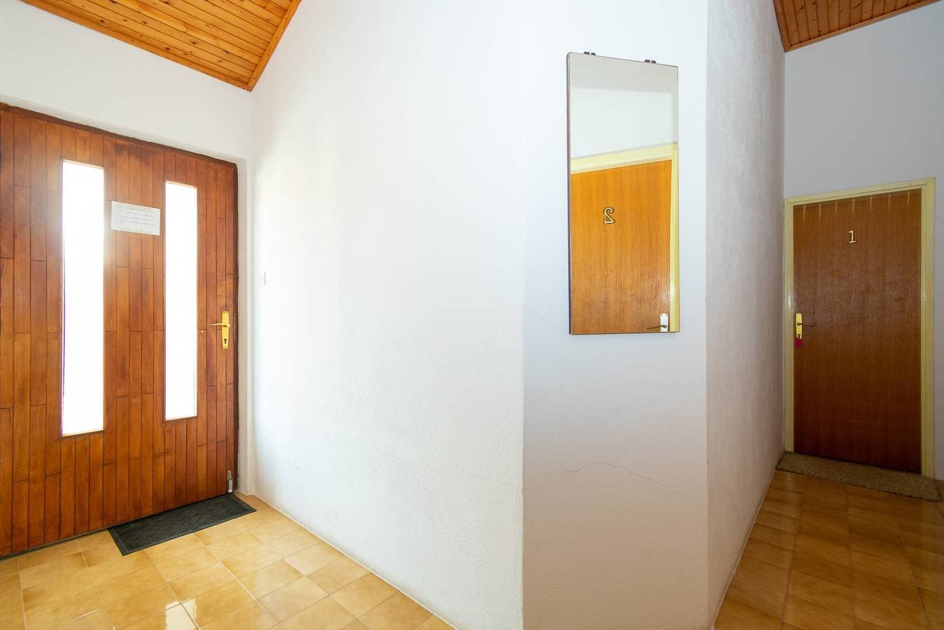 Foto 8 von 21: Studio Appartement am Strand Mandre, Pag -a