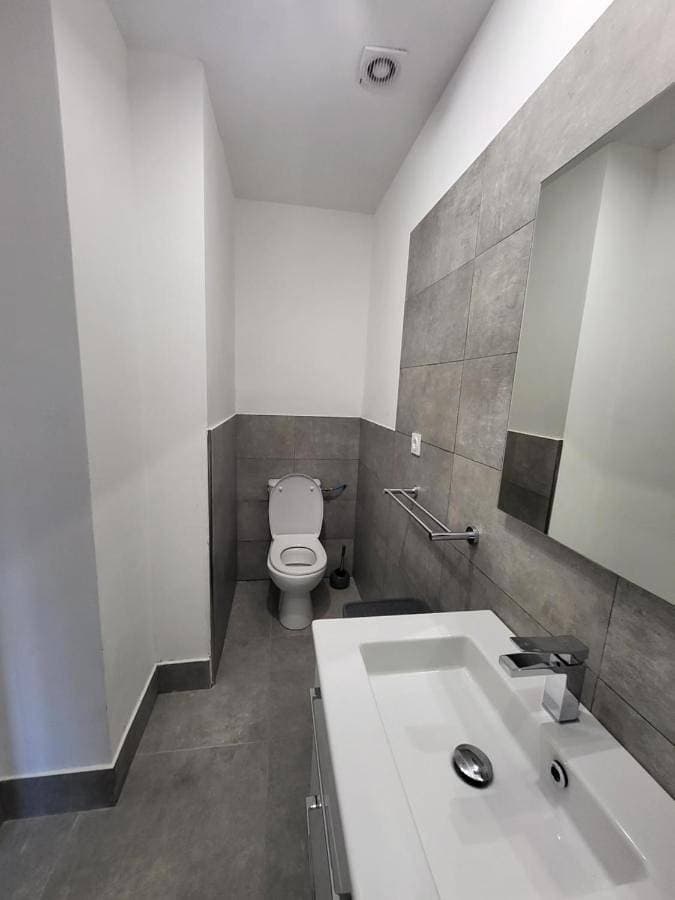 Foto 4 von 24: Two-Bedroom House