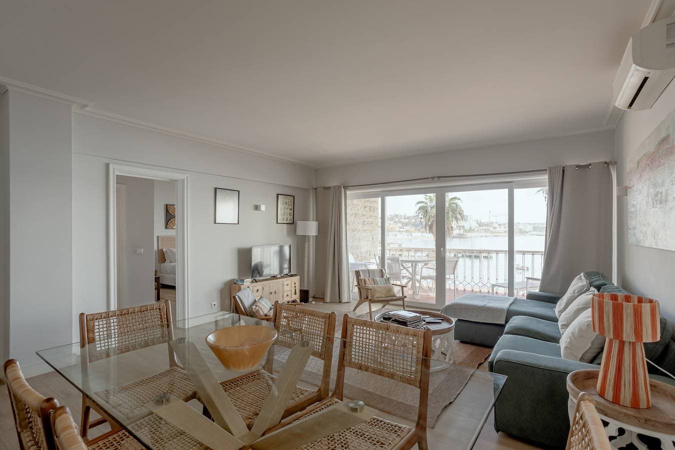 Foto 4 von 37: Ferienwohnung 'Cascais Bay Terrace I' mit Meerblick und WLAN