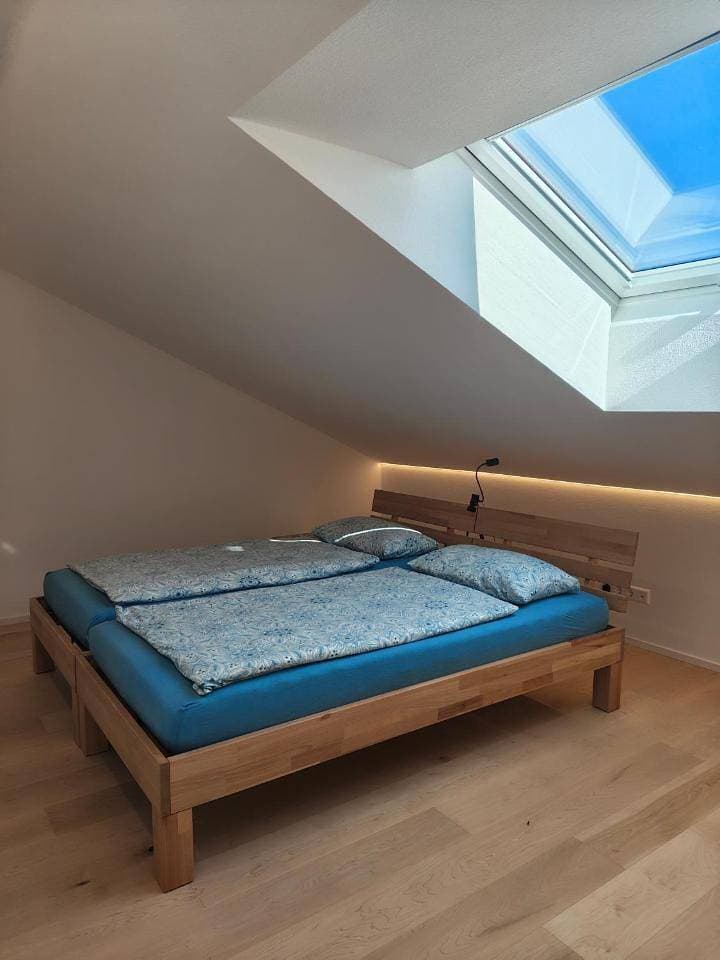 Foto 7 von 25: Two-Bedroom Apartment with Balcony