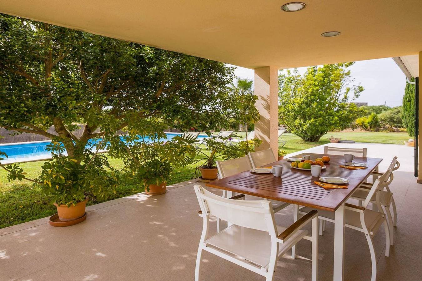 Foto 10 von 29: Villa für 8 Personen mit Terrasse