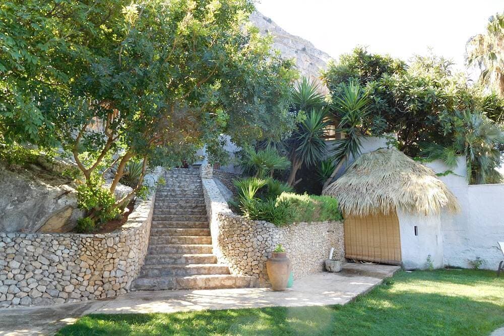 Foto 11 von 30: Villa zwischen Meer und Berg mit privatem Pool und Meerblick mit privatem Pool