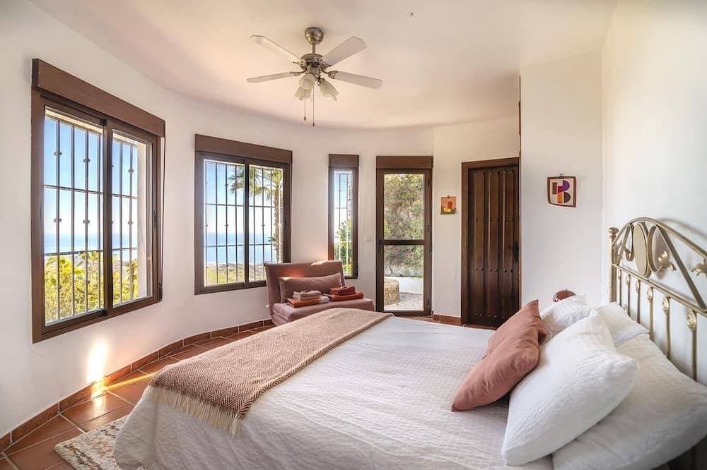 Foto 2 von 21: Los Naranjos - Luxusvilla mit Privatpool und herrlichem Meerblick