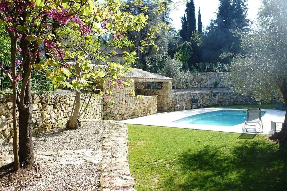 Foto 10 von 30: Superb house with heated pool in a beautiful garden