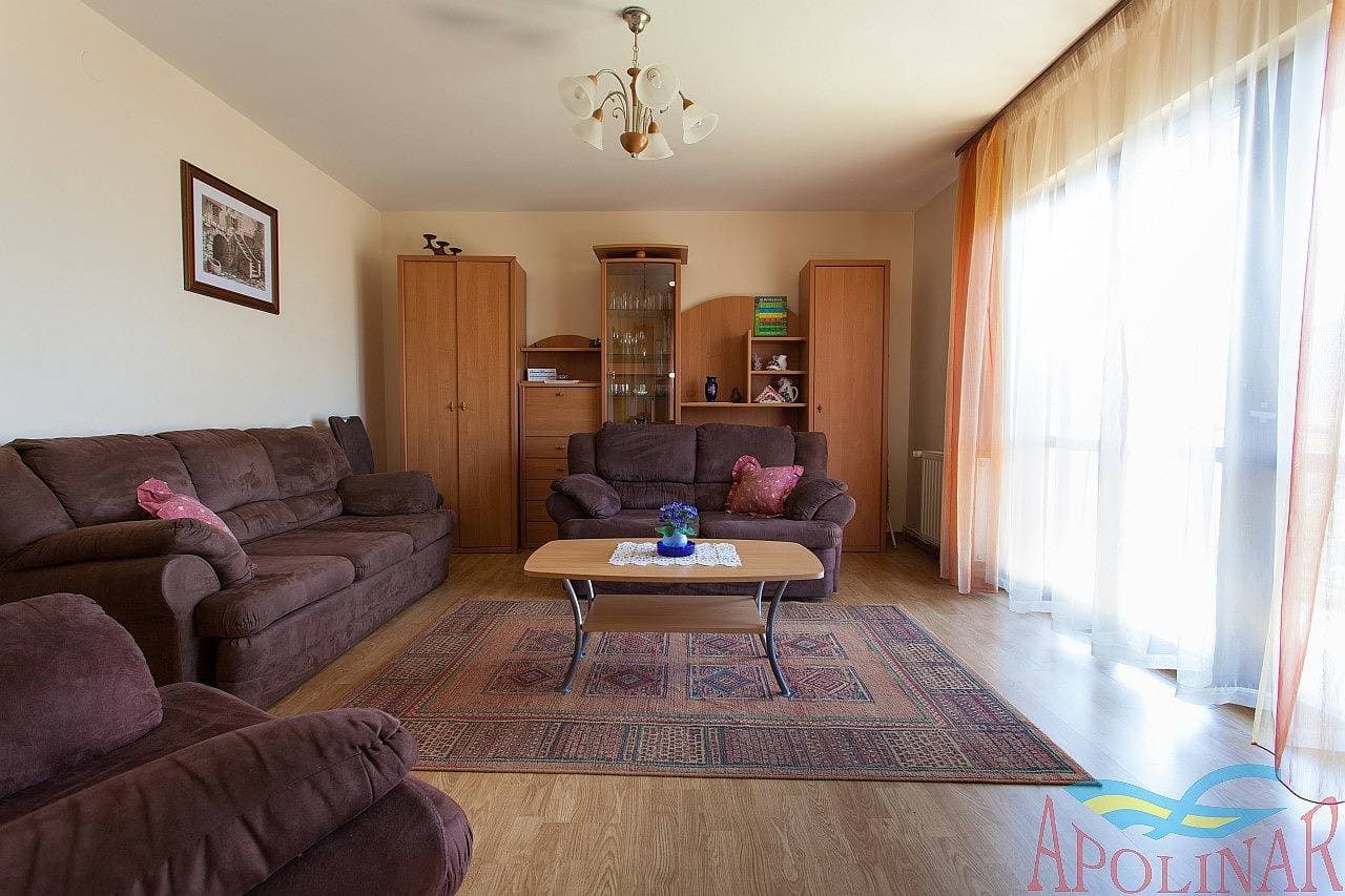 Foto 11 von 22: Geräumiges Apartment mit drei Schlafzimmern, Klimaanlage, WLAN und Meerblick