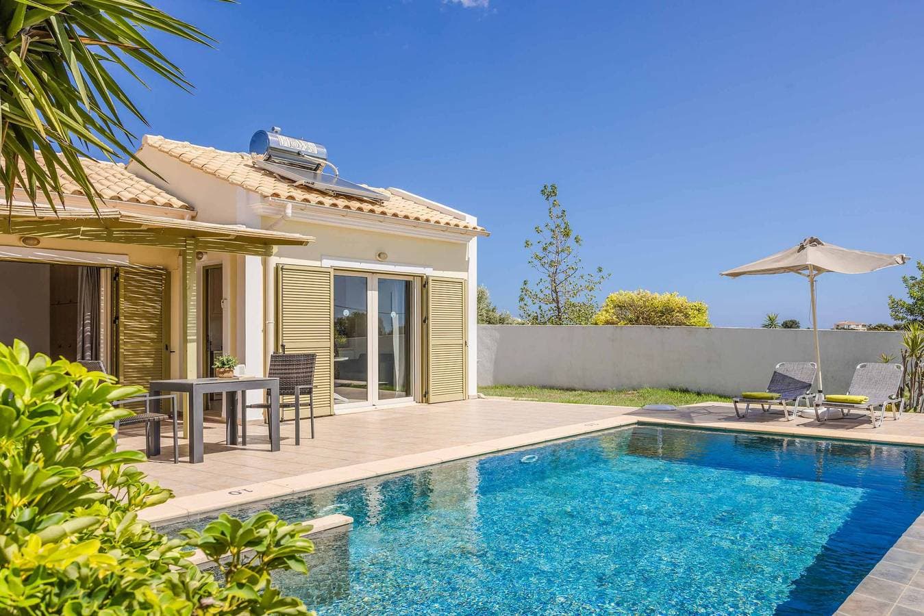 Villa 1