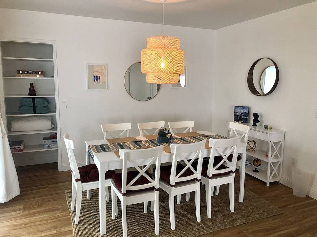 Foto 7 von 48: Oceanfront Bluff Home - Whale Watching, Redwoods, Wood Stove & Pet Friendly