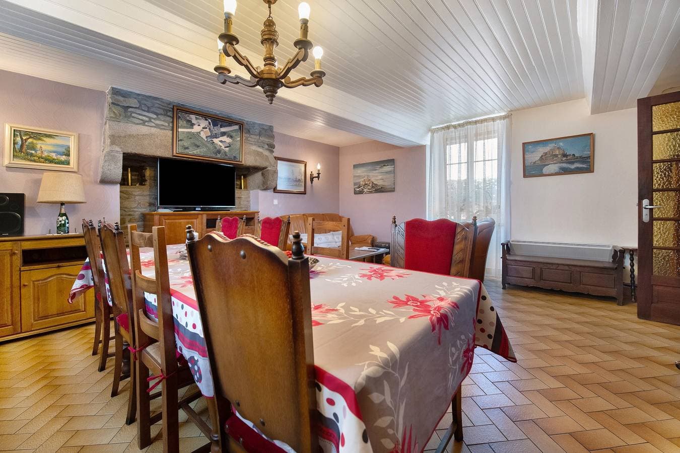 Foto 6 von 25: Gästezimmer „Chambre 2“ mit Gemeinschaftsgarten und WLAN