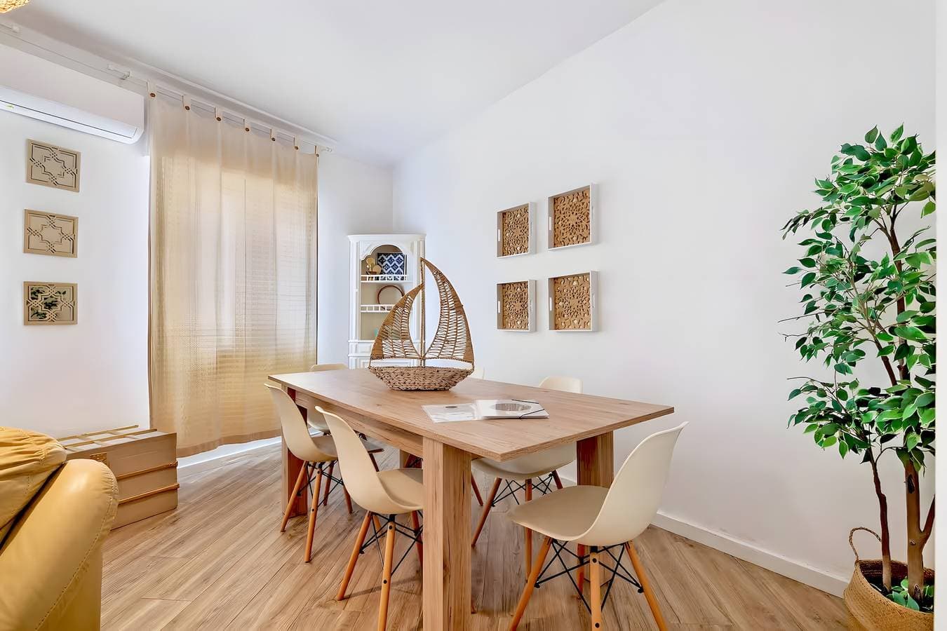 Foto 7 von 45: Ferienhaus 'Caíque – Charmanter Aufenthalt in Olhão' mit privater Terrasse, WLAN & Klimaanlage