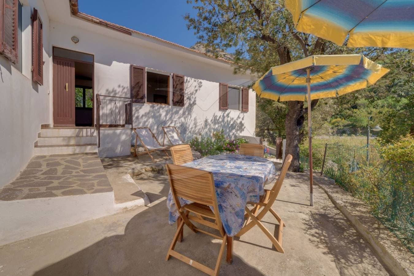 Foto 6 von 27: Ferienwohnung für 6 Personen mit Terrasse