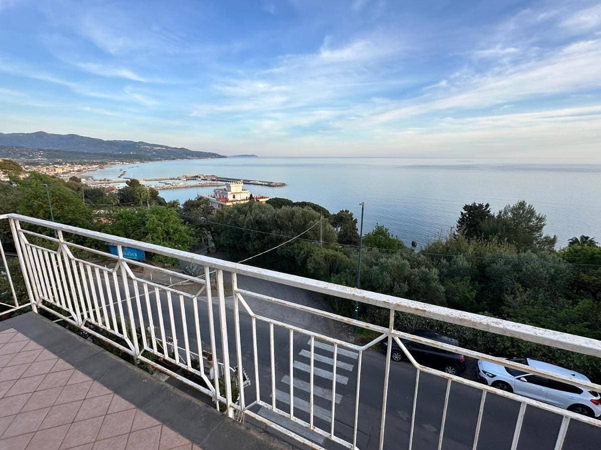 BELVEDERE SUITES Vista Mare, Eleganza e Comfort 1
