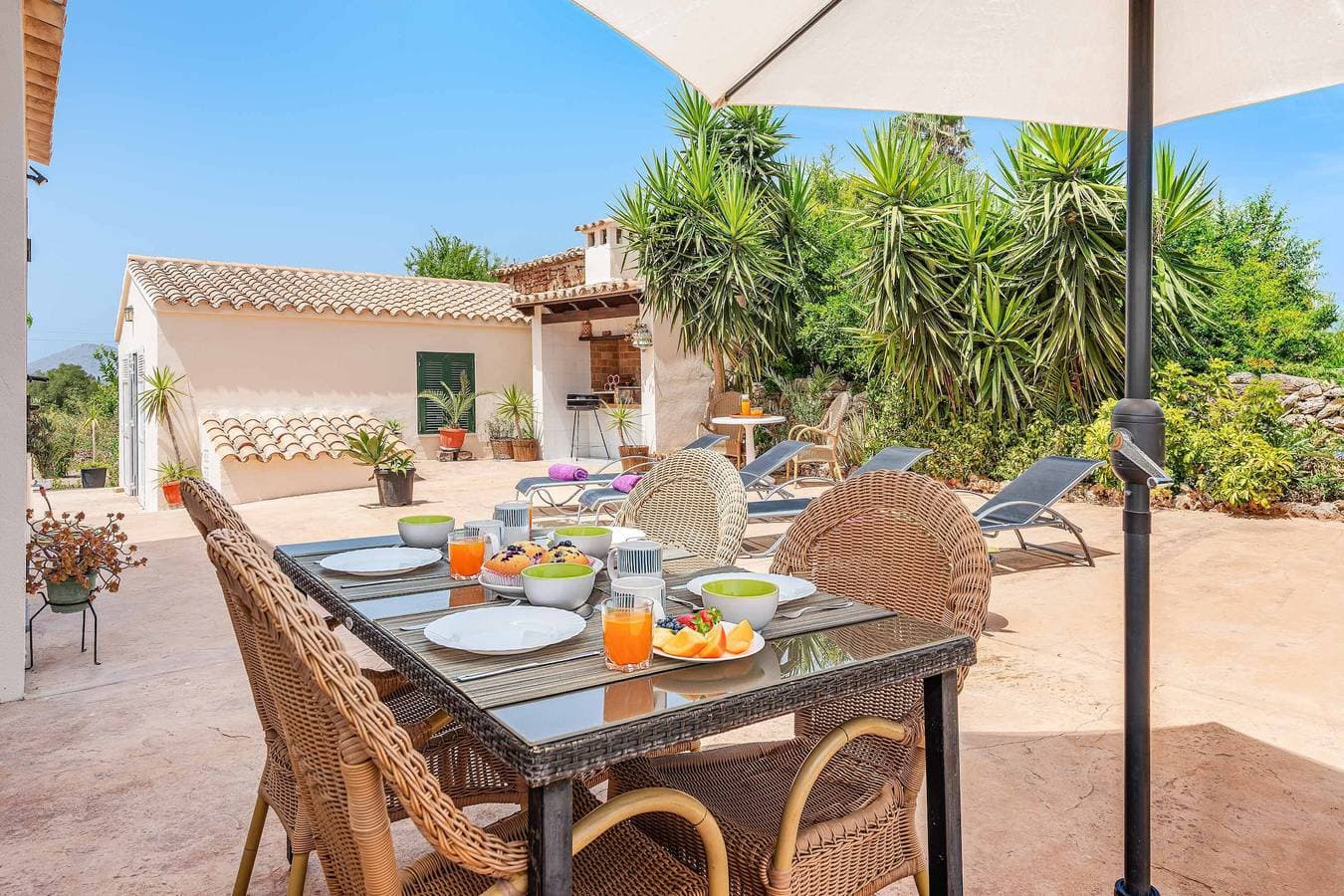 Foto 2 von 23: Villa für 4 Personen mit Balkon