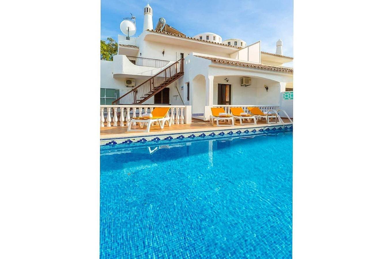 Foto 6 von 29: Villa Coelho mit Meerblick, Pool, Garten und WLAN