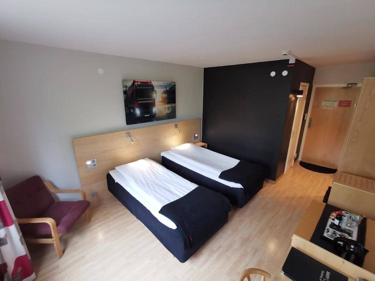 Foto 4 von 8: Business Twin Room
