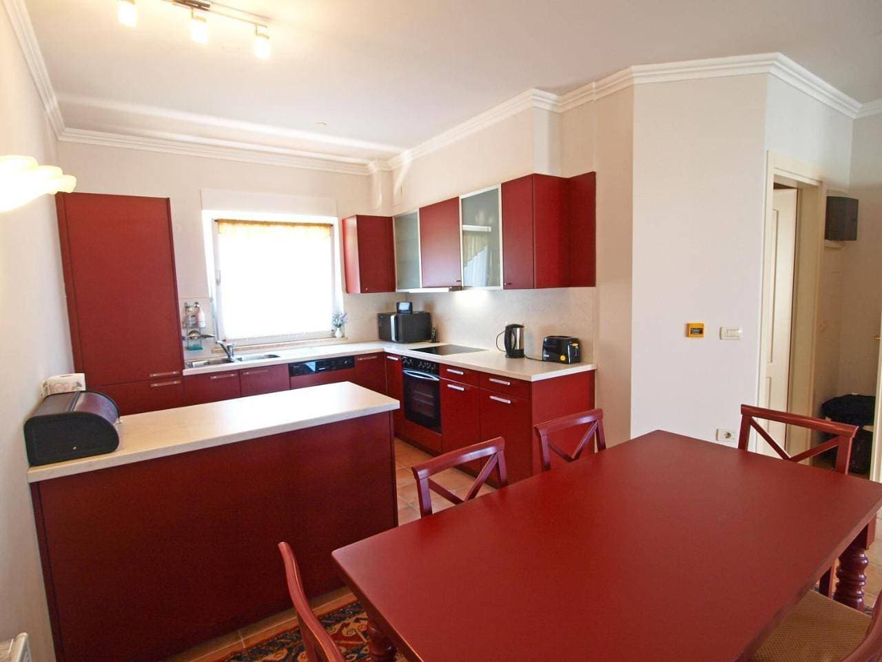 Foto 11 von 23: Three-Bedroom Villa with Private Pool