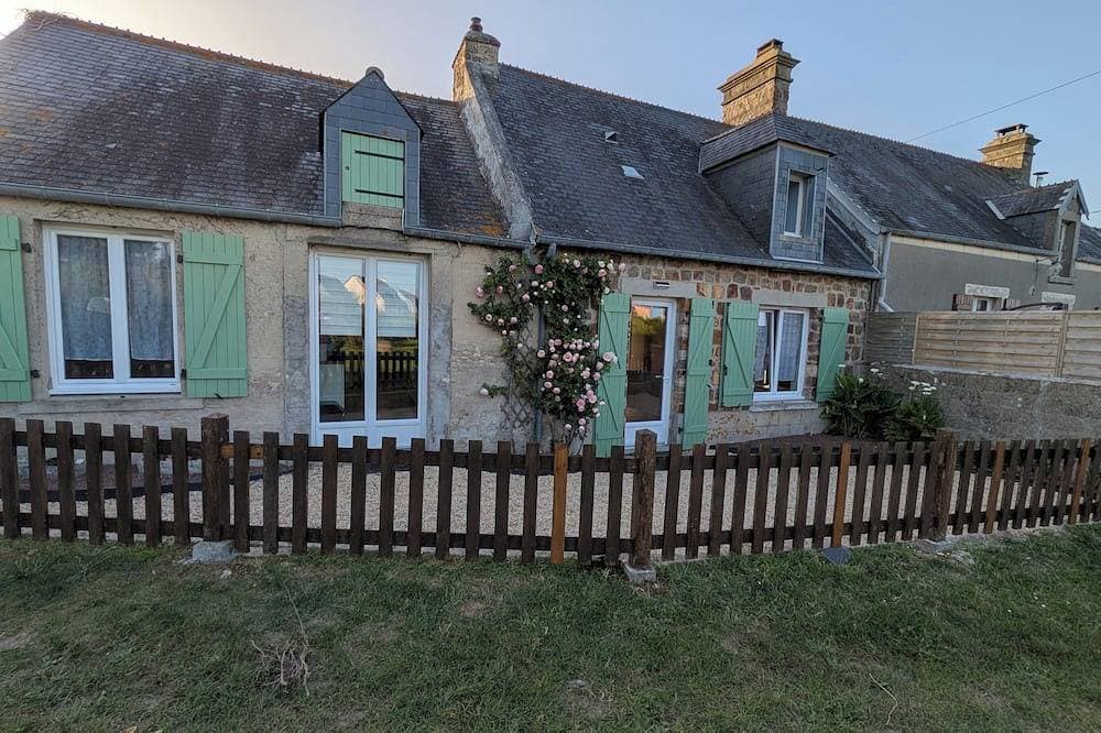 Family home 500 m from the beach 1